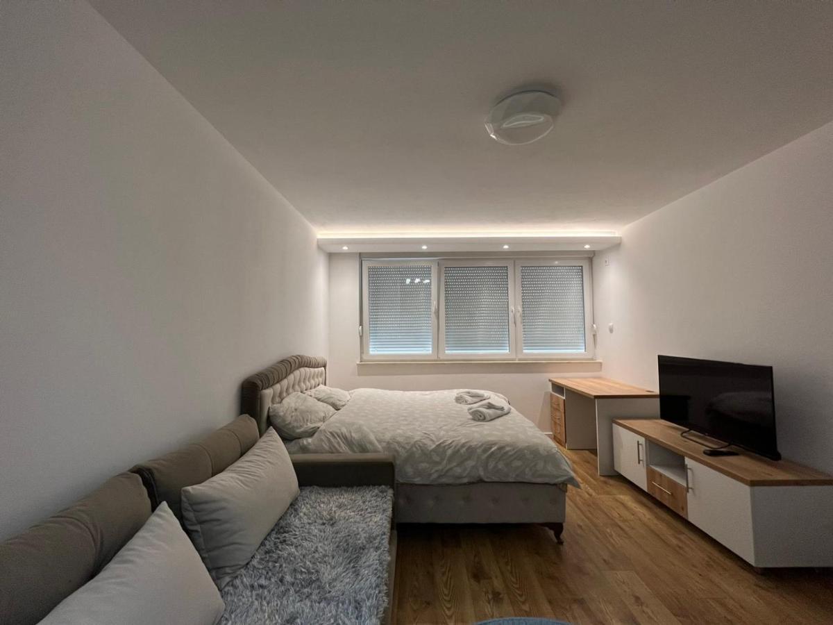 Apartmani Imperial Novi Pazar Kültér fotó